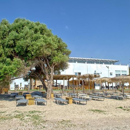 Epipleon Luxury Suites -104- Δωμάτιο 35Τμ Με Βεράντα 35Τμ Μπροστά Στη Θάλασσα Nafpaktos Exterior photo