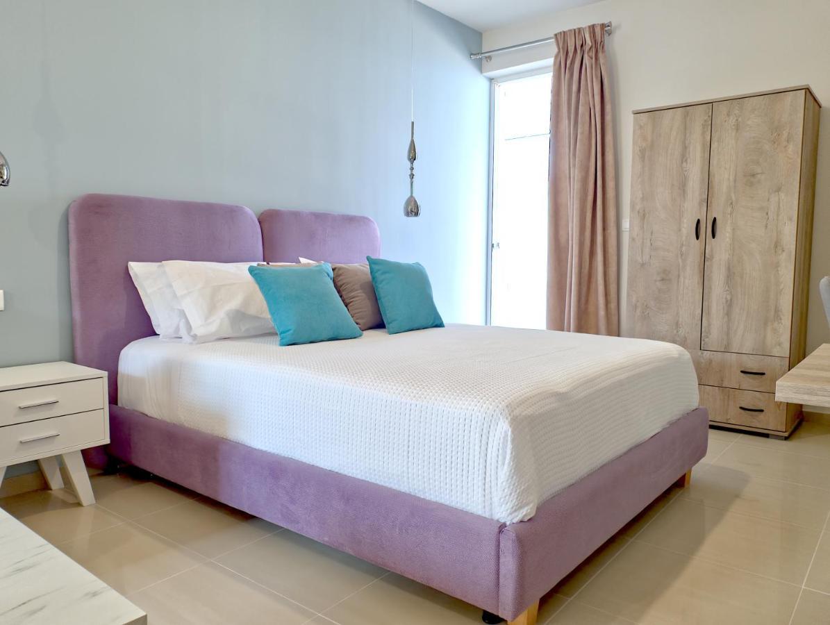 Epipleon Luxury Suites -104- Δωμάτιο 35Τμ Με Βεράντα 35Τμ Μπροστά Στη Θάλασσα Nafpaktos Exterior photo
